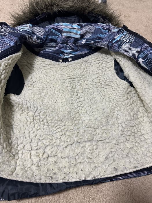 Продам зимовий комбінезон 116