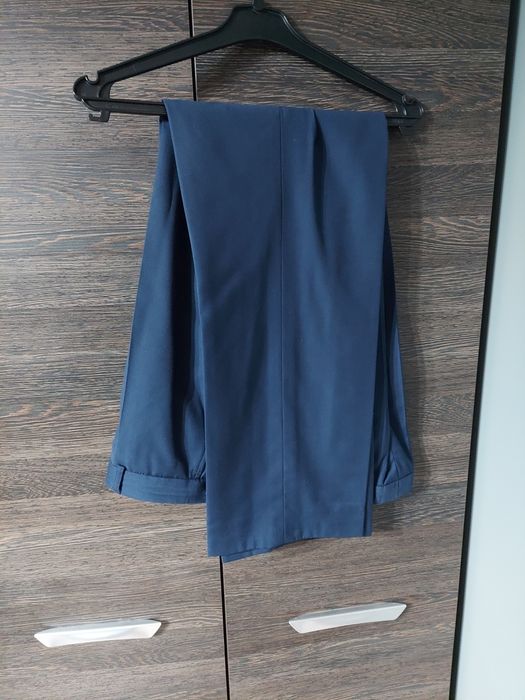 Giacomo Conti Garnitur męski 188/120/106