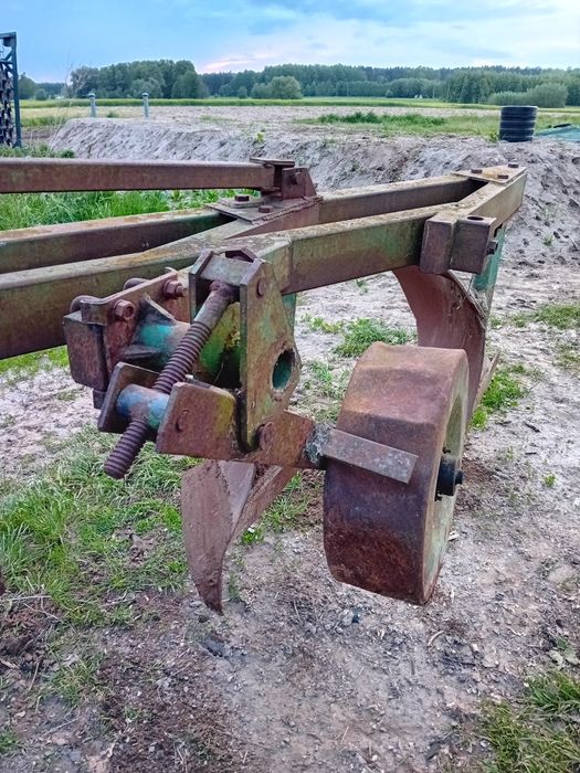 Pługi ATLAS 4 skibowe