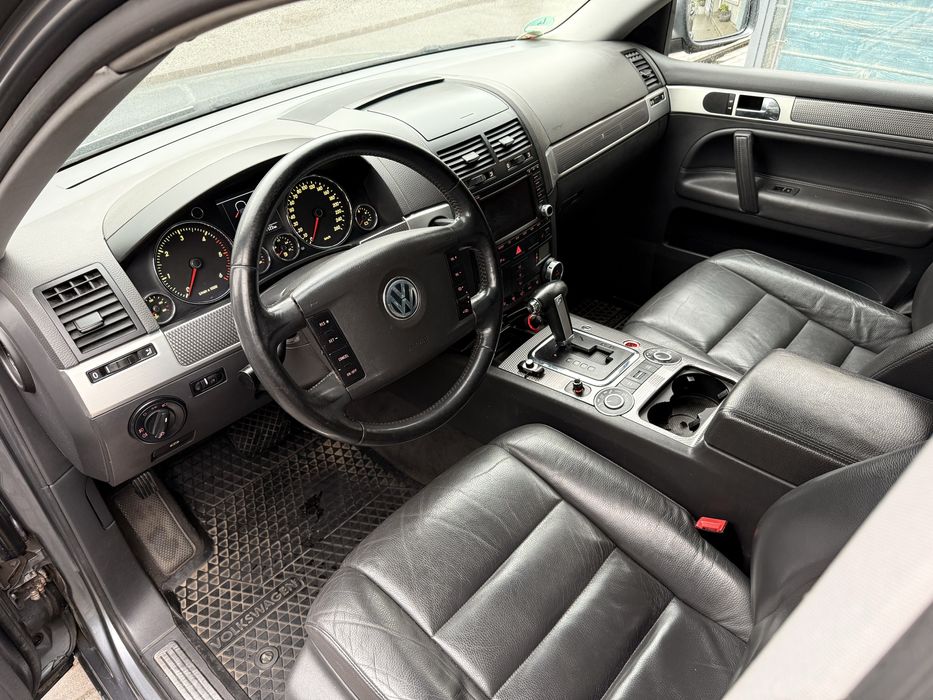 Продам Volkswagen Touareg 3.0 D