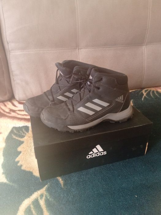 Зимние кроссовки Adidas terrex