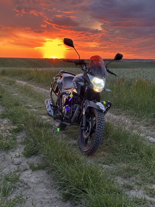 Продам ліфан сітур200