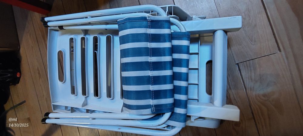 Conjunto Cadeiras e Bancos Praia/ Campismo