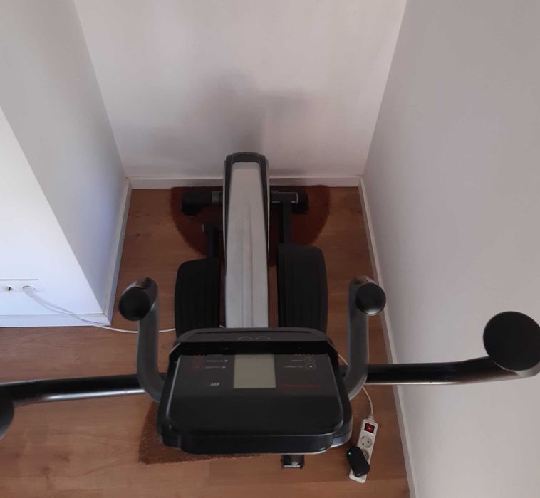 Bicicleta Elíptica ProForm 225 CSE (necessário substituir correia)