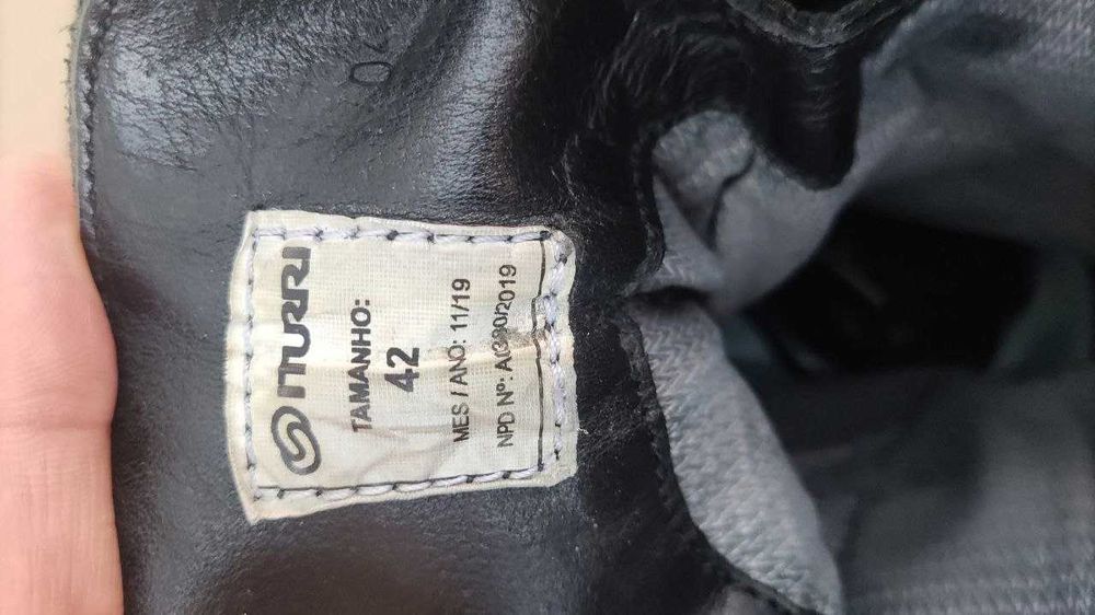 Botas Militares Iturri Clima Frio - Tamanho 42