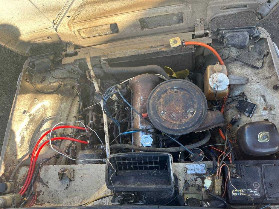 Автомобіль ВАЗ 2121 НИВА