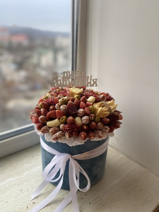 Смачні подарунки, вкусные букеты, букет с конфет, фуд букет, фудбукет