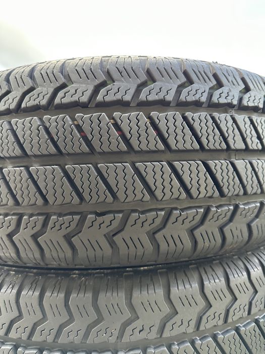 195/60/16c Barum Snovanis 2