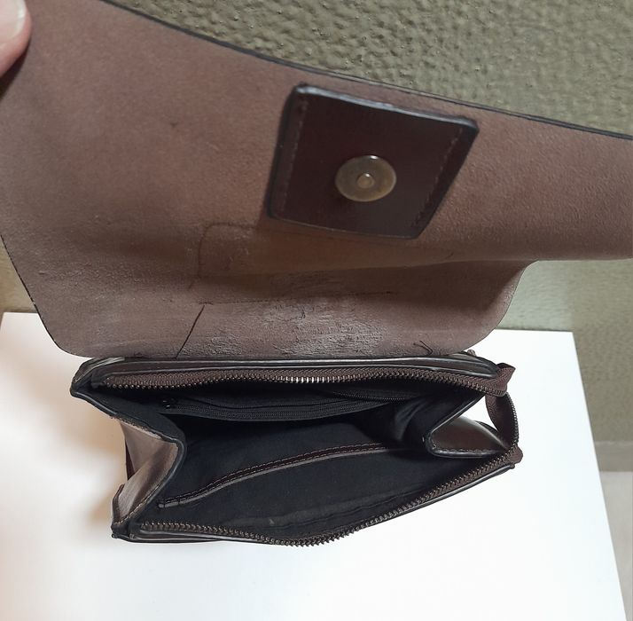 Bolsa utilitária e mala em pele