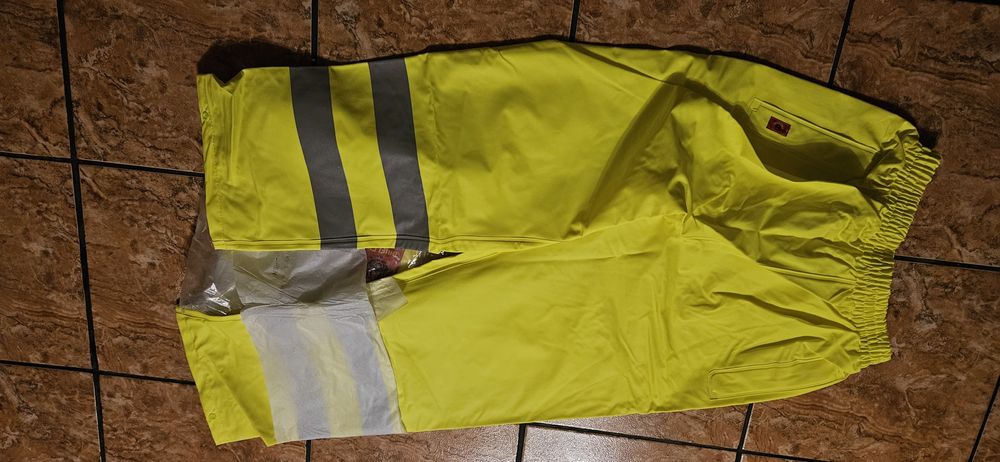 Spodnie przeciwdeszczowe