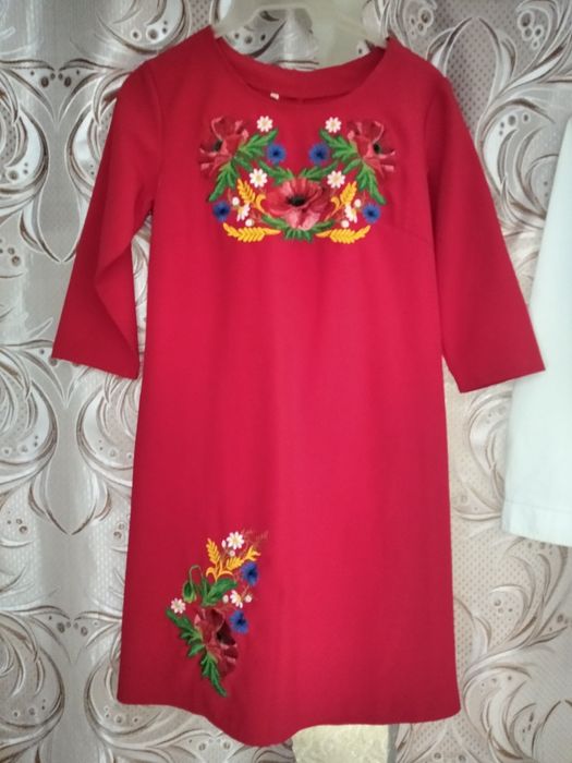 Вишиванка жіноча