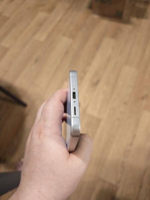 Samsung S24 FE 128gb європа