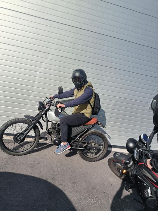 Honda XLR 125 scrambler