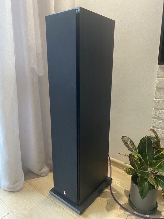 Kolumny Triangle Borea BR07