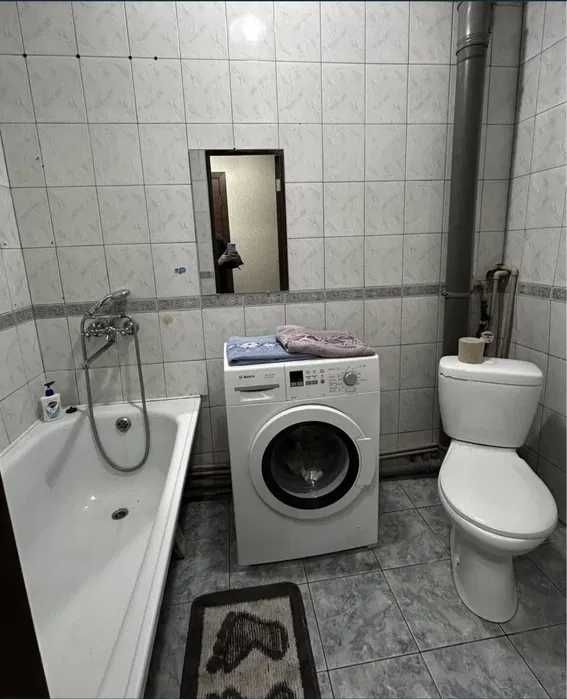 Продажа 1 комнатной квартиры в центре .