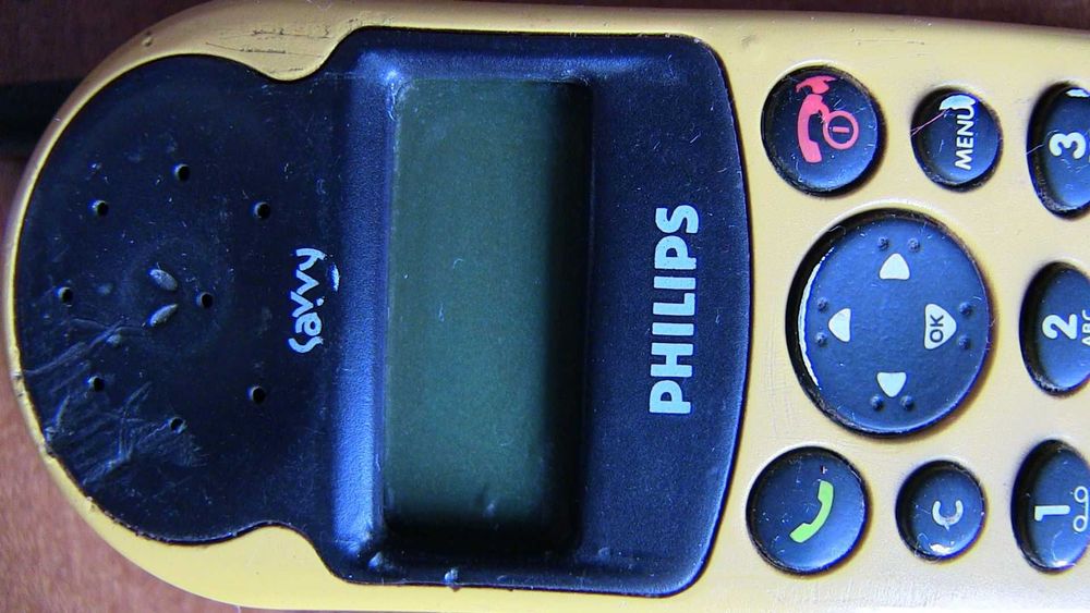 Мобильный телефон GSM 900/1800 (2G)  Philips Savvy Vogue Раритет