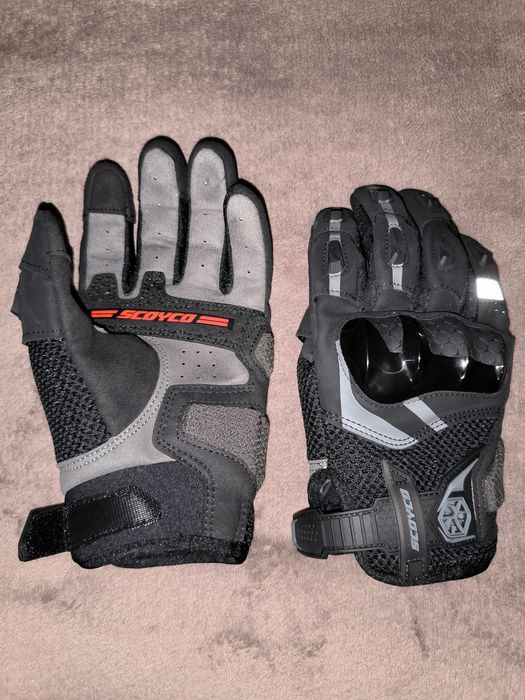 Продам мото перчатки Scoyco MC117 Black