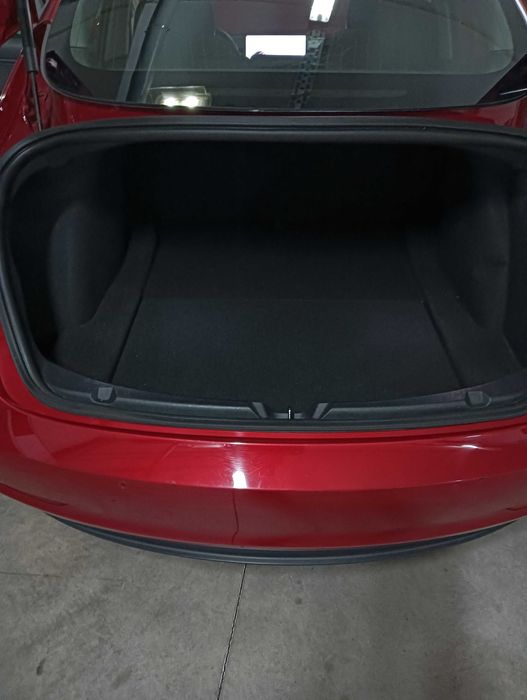 Tesla Model 3 Long Range Dual Motor (Dez. 2019) – Vermelho – IVA Dedutível