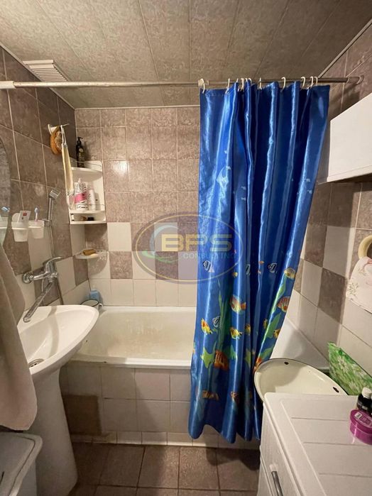 Продам 3 кімнатну квартира вул. Ак.королева