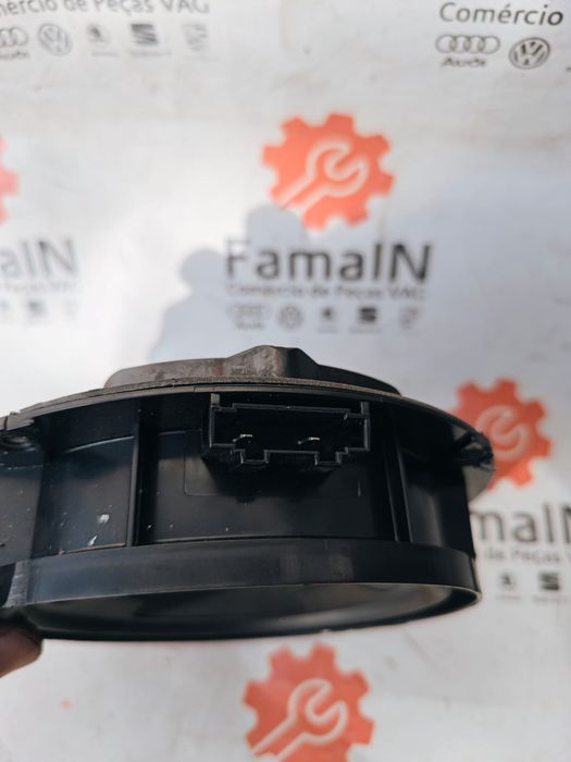 Coluna de Som VW PASSAT B8