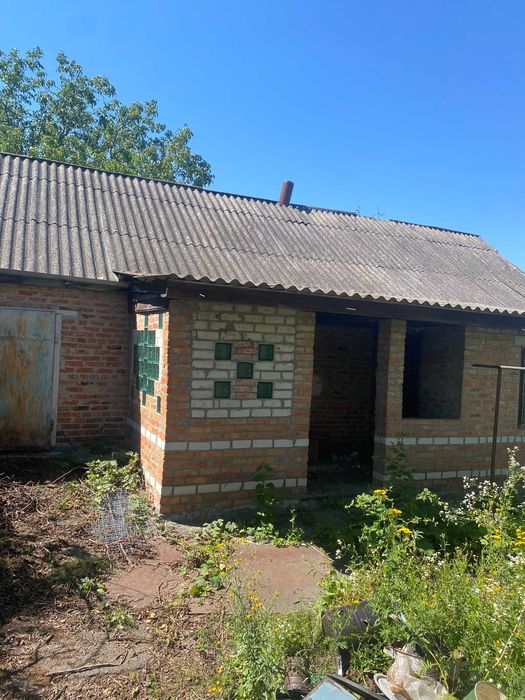 Без комісії! Просторий будинок в Градизьку.