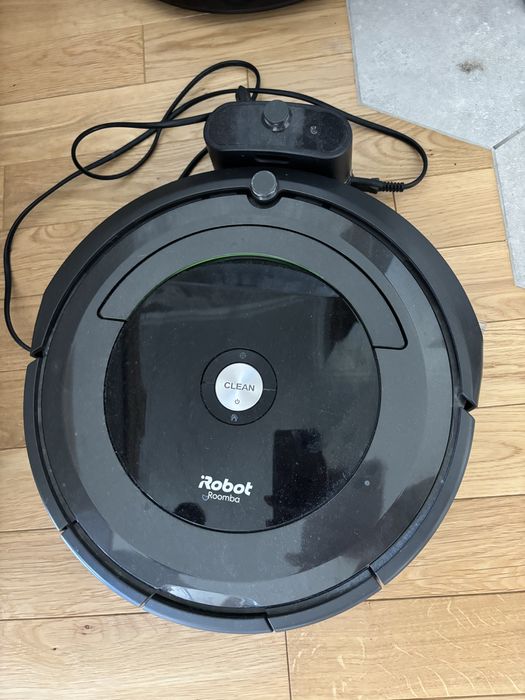 Irobot roomba odkurzajacy