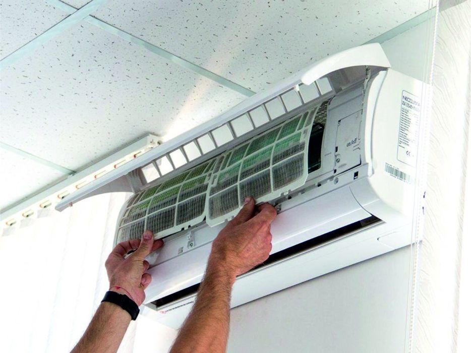 Чистка і антибактеріальна обробка, заправка кондиціонерів