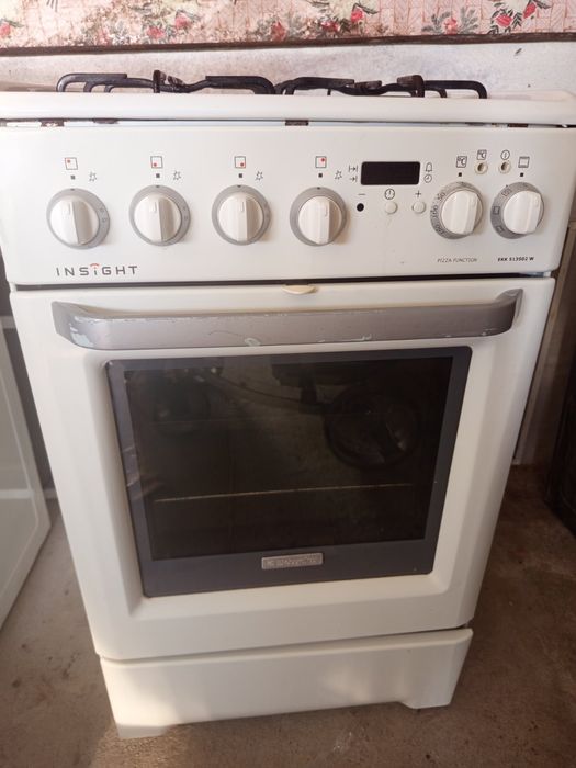 Продам газову плиту Electrolux