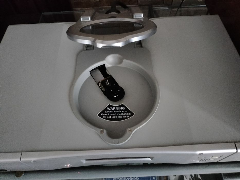 Rega Apollo CD проигрыватель