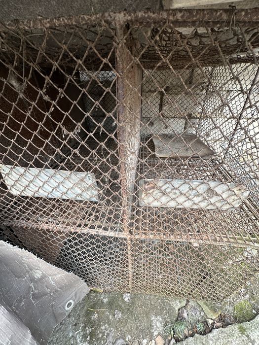 Продається клітка для крилів