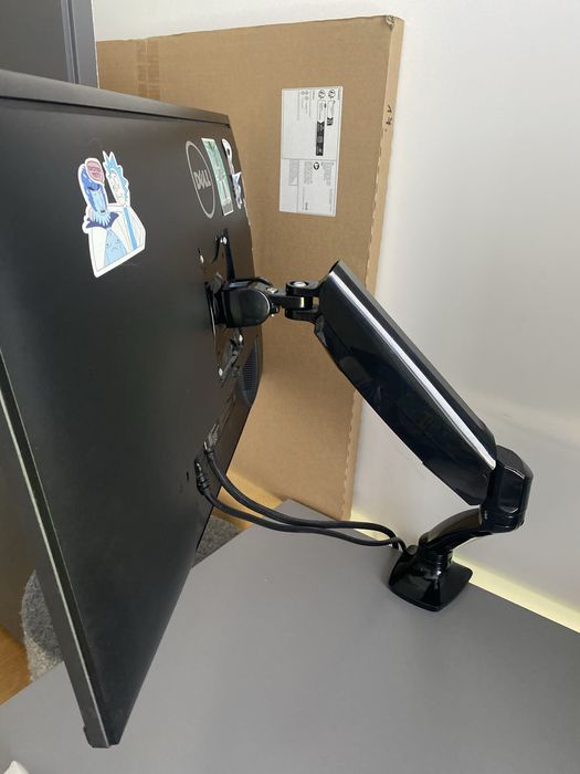 Monitor Dell U2715H 27” WQHD (2560x1440)