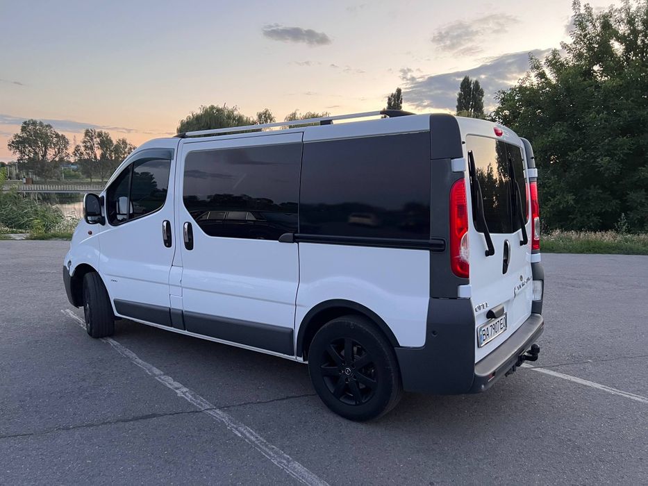 Продам OPEL Vivaro