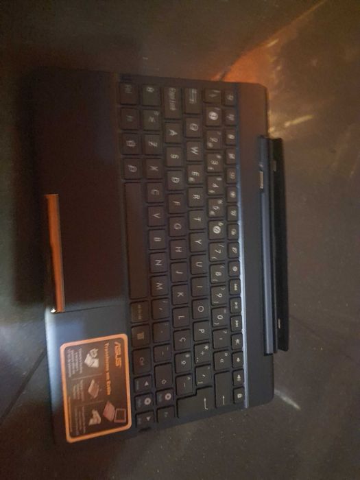 Asus TF300T Tablet Keyboard64584971427971120
