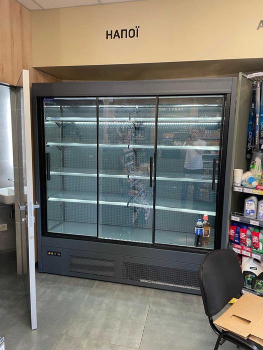 Енергозберігаючі холодильні вітрини в магазин. Регали. Гірки. Стелажі