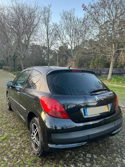 Peugeot 207 1.4 HDi