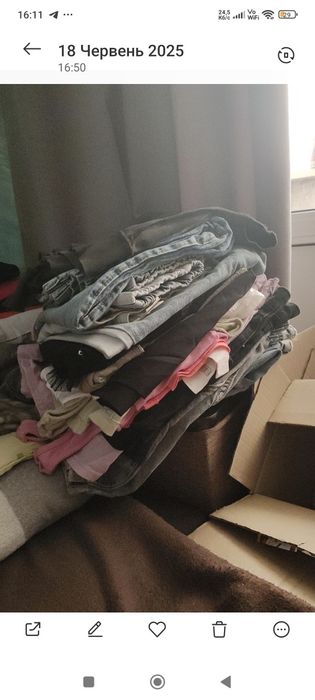 Лот жіночих речей джогери, футболки, майки, шорти, спідниця , сукні, у