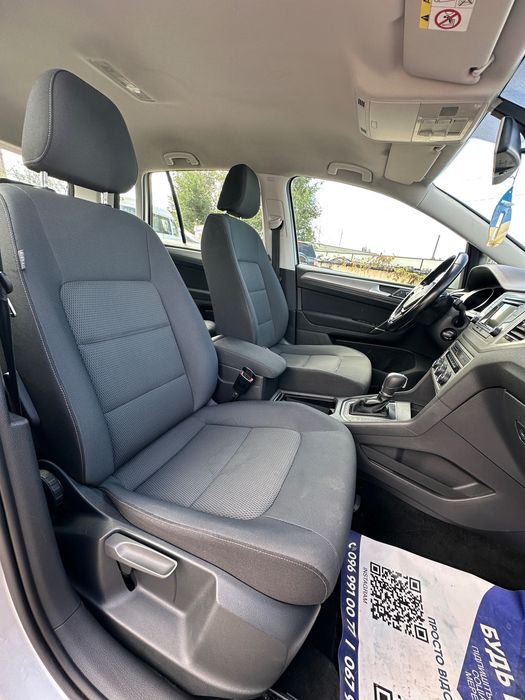 Продам Volkswagen Golf Sportsvan 2015 рік можлива розстрочка, кредит, обмін!