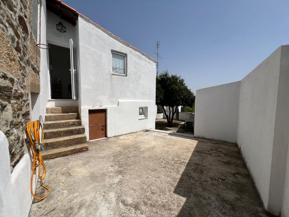 Arrendo ou Vendo moradia em Castelo Branco