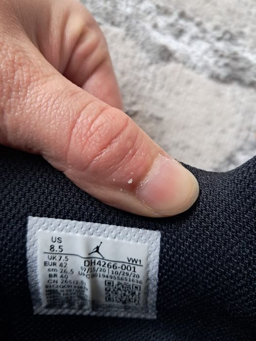 Sapatilhas Nike Air Jordan Tam 42