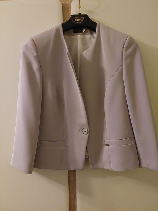 Nowy zakiet, kolor gołębi, rozmiar 42