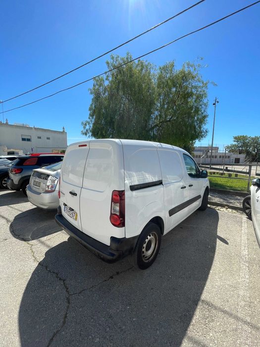 Carrinha Peugeot Partner