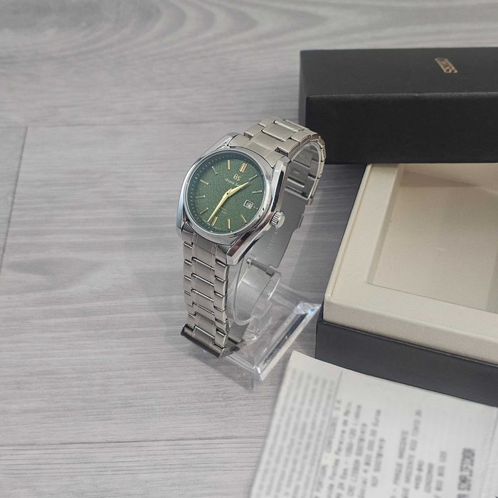 Relógio G S Verde e Dourado Quartz
