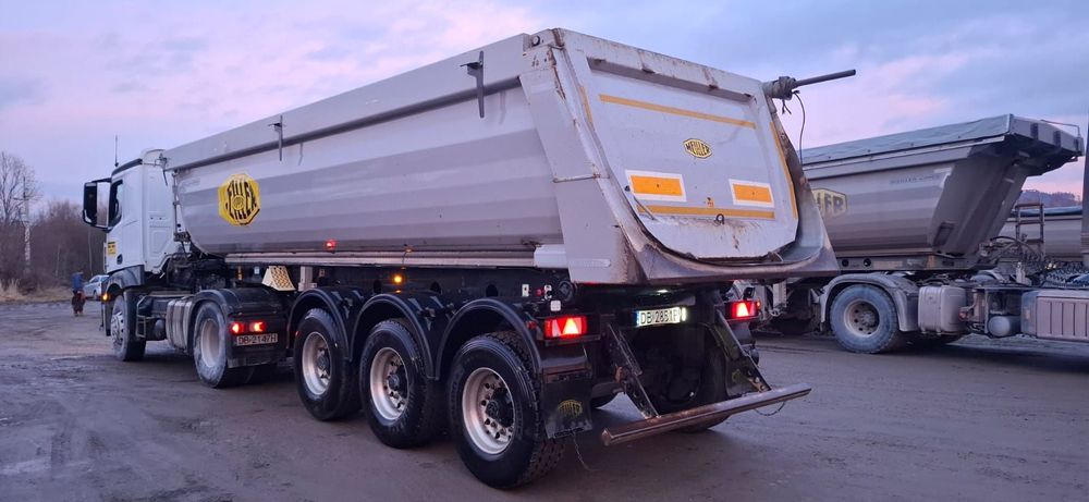 Meiller KISA 3  Naczepa F.X. Meiller Kisa 3 MHPS HARDOX