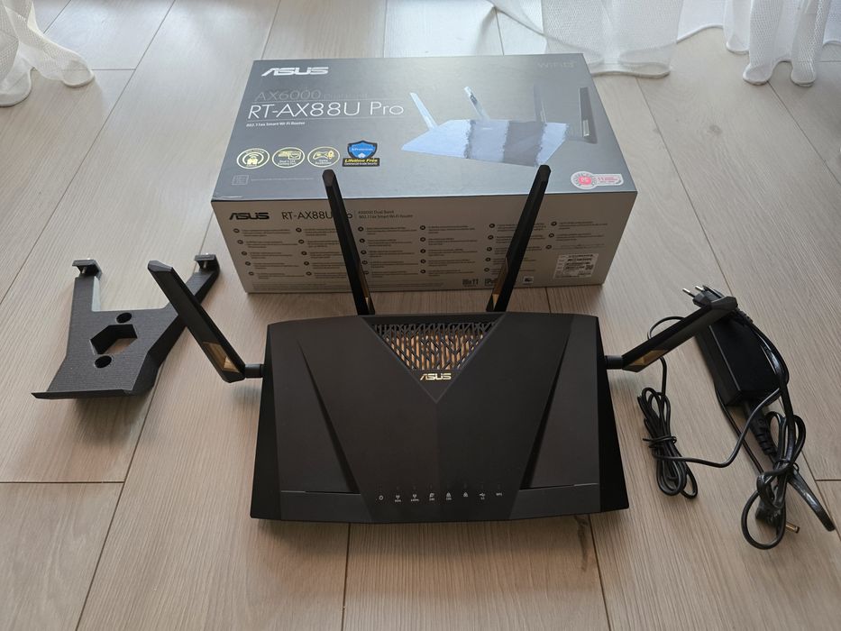 ASUS RT-AX88U Pro + uchwyt ścienny Wi-Fi 6