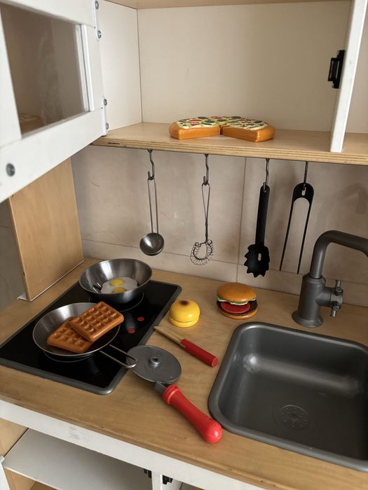 Cozinha Ikea usada e acessorios execelente prenda de Natal