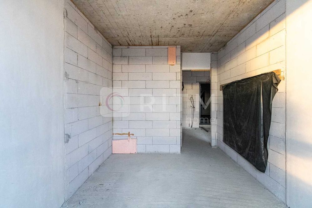 Простора 2-кімнатна квартира 66 м² у сучасному ЖК Manhattan UP