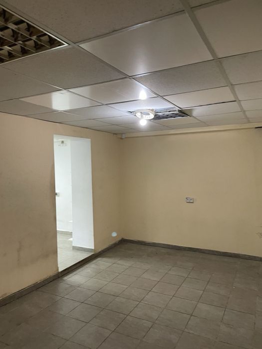 Нежитлове приміщення фасад вул. Квітова