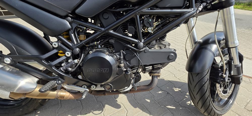 Ducati Monster 695 Dark