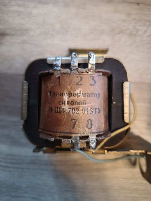 Продаються б/в трансформаториі