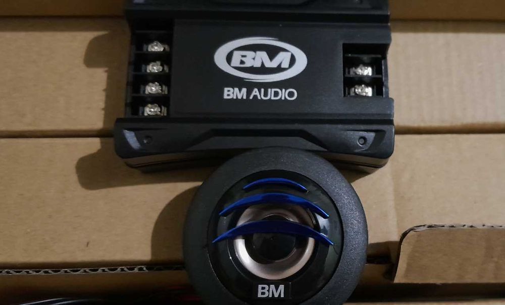 Акустика динаміки колонки серії bm audio х6 13см 200ват
